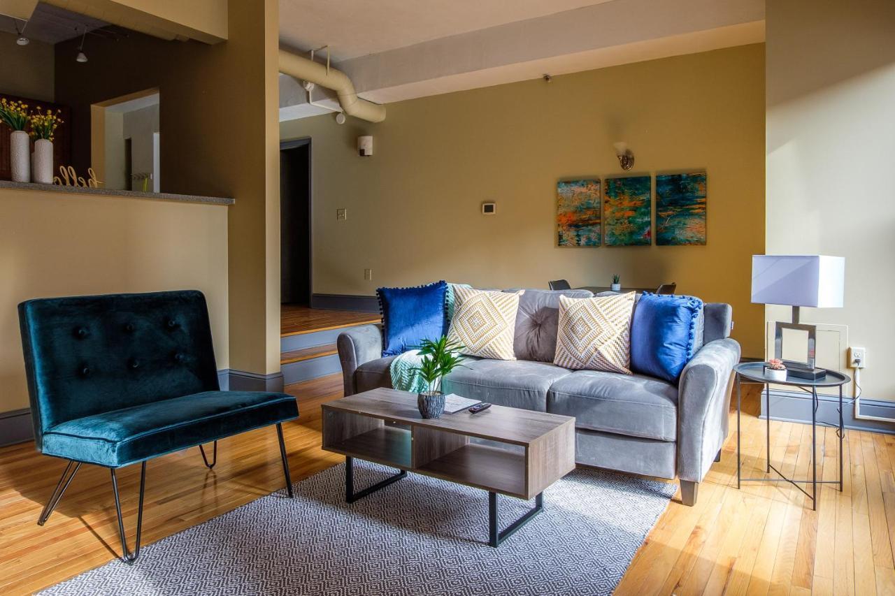 Апартаменты Frontdesk 2015 East 4Th Street Apts Downtown Кливленд Экстерьер фото